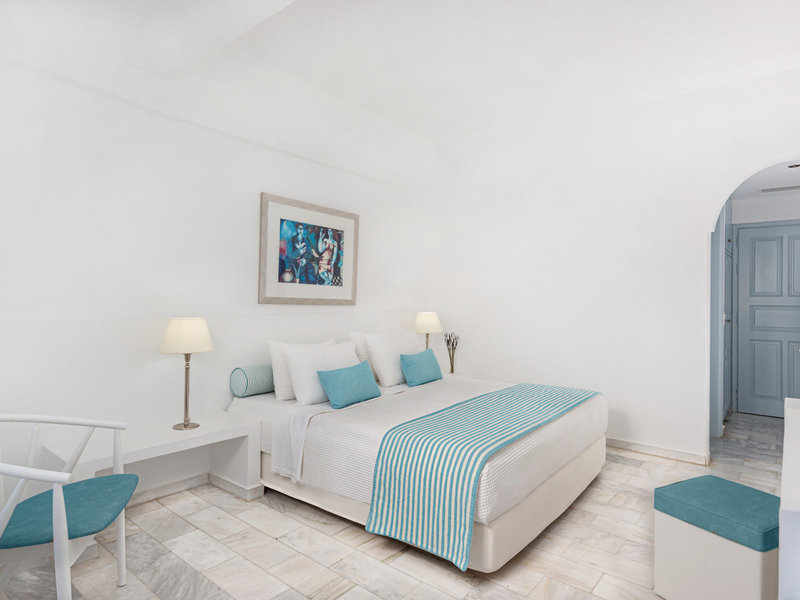 Santorini Kastelli Resort 24