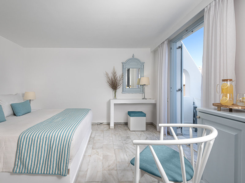 Santorini Kastelli Resort 27