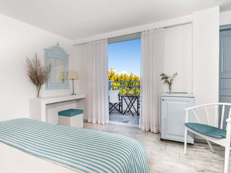 Santorini Kastelli Resort 28