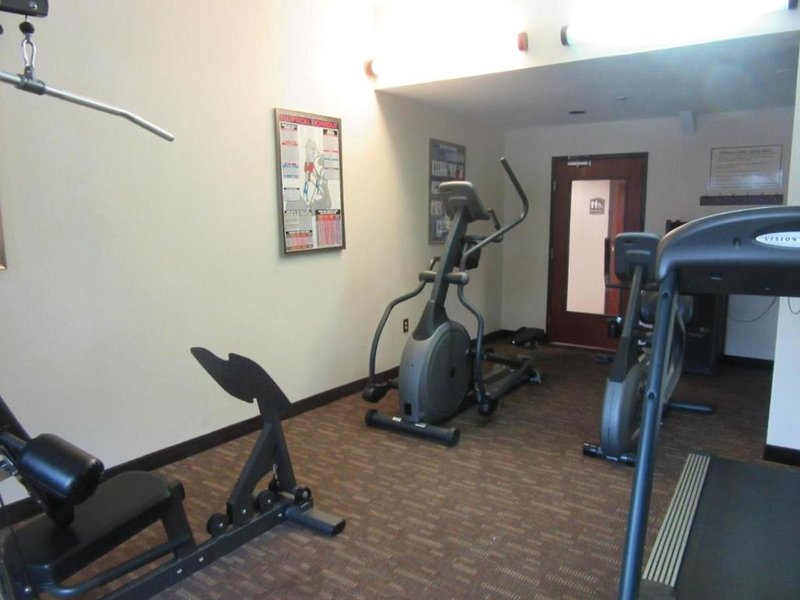 Baymont Inn & Suites Columbia Fort Jackson 3 - Sports and leisure