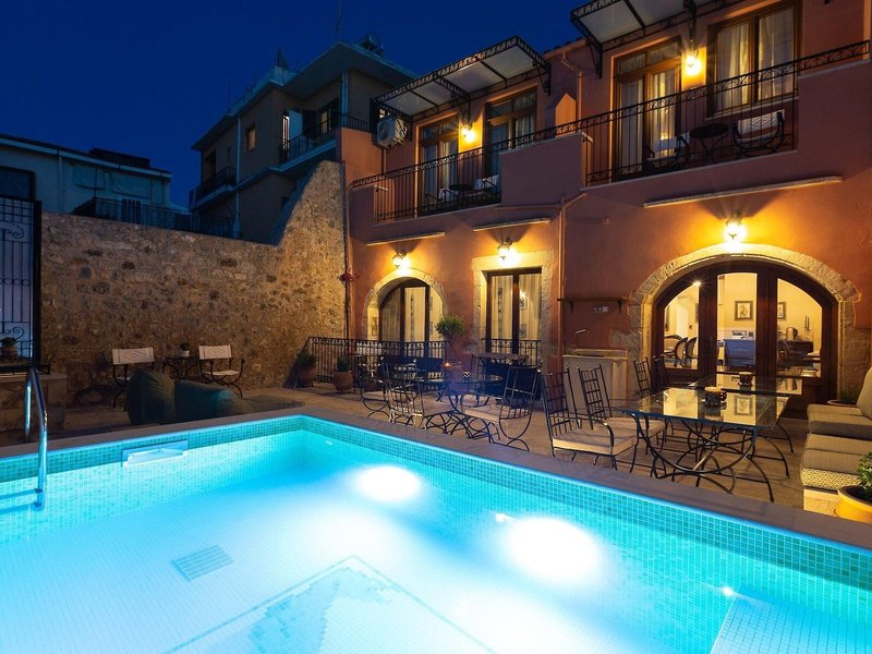 Phaedra Suites 7