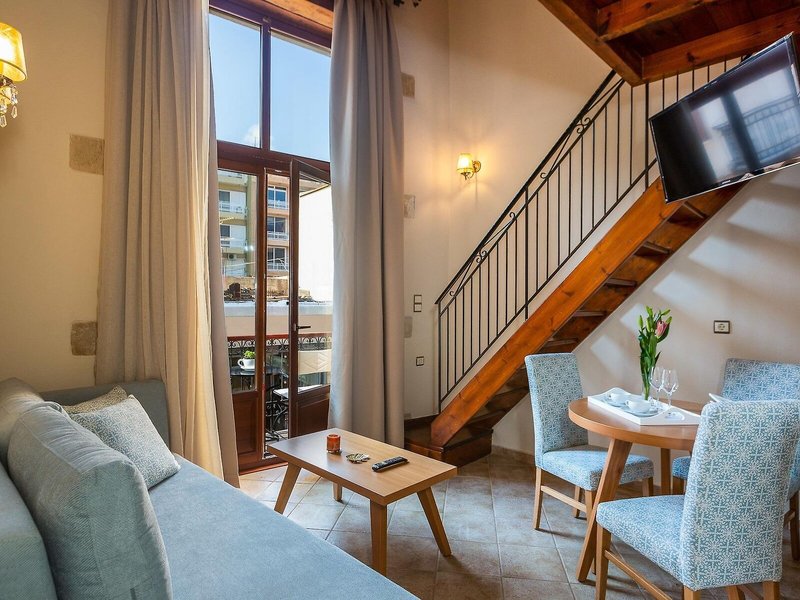 Phaedra Suites 12