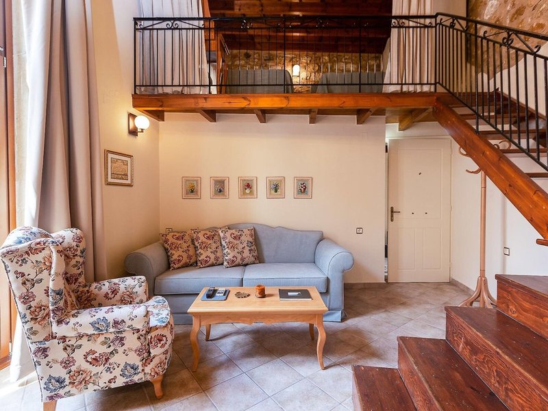Phaedra Suites 13