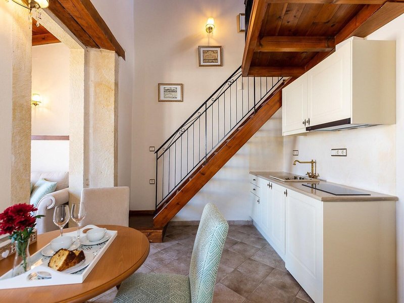 Phaedra Suites 14