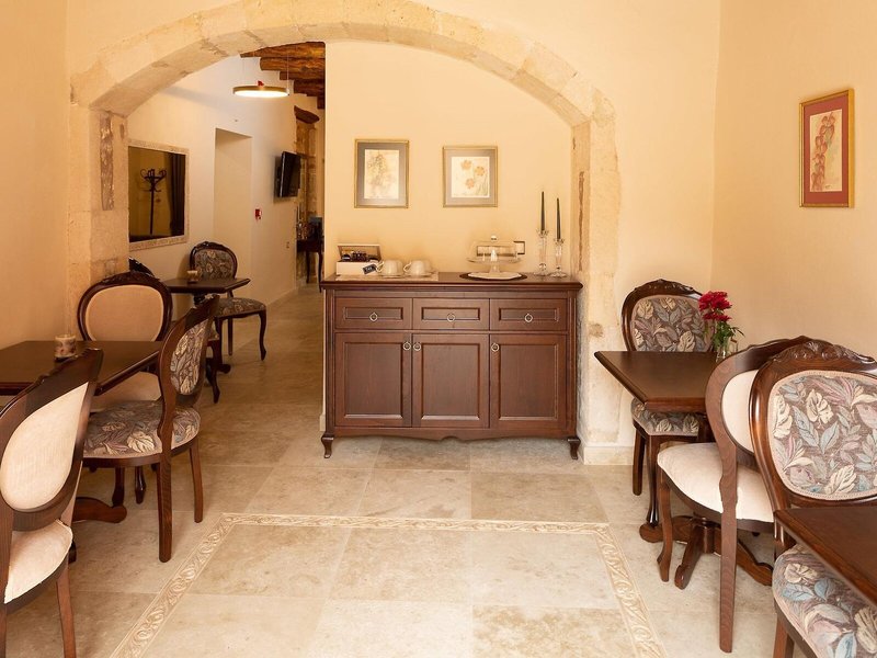Phaedra Suites 17
