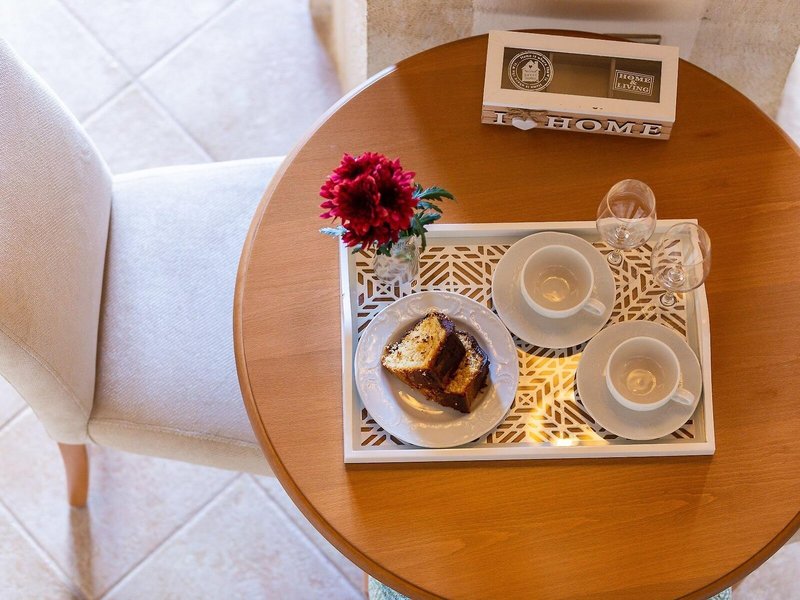 Phaedra Suites 18