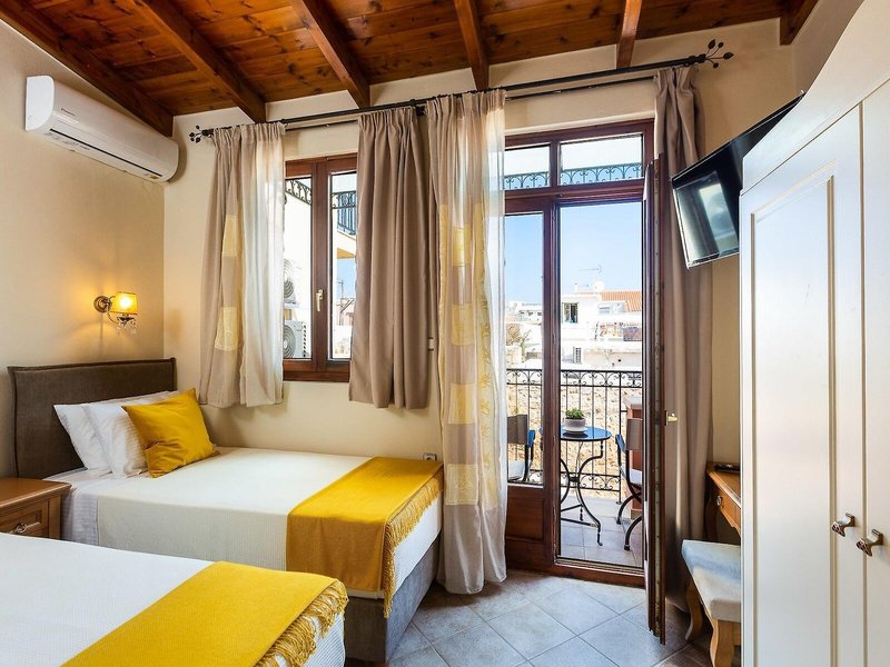 Phaedra Suites 33