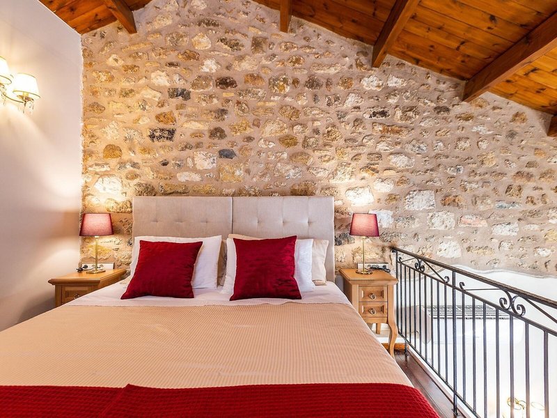 Phaedra Suites