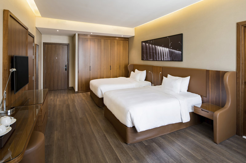 Radisson Blu Hotel, Dubai Canal View 10