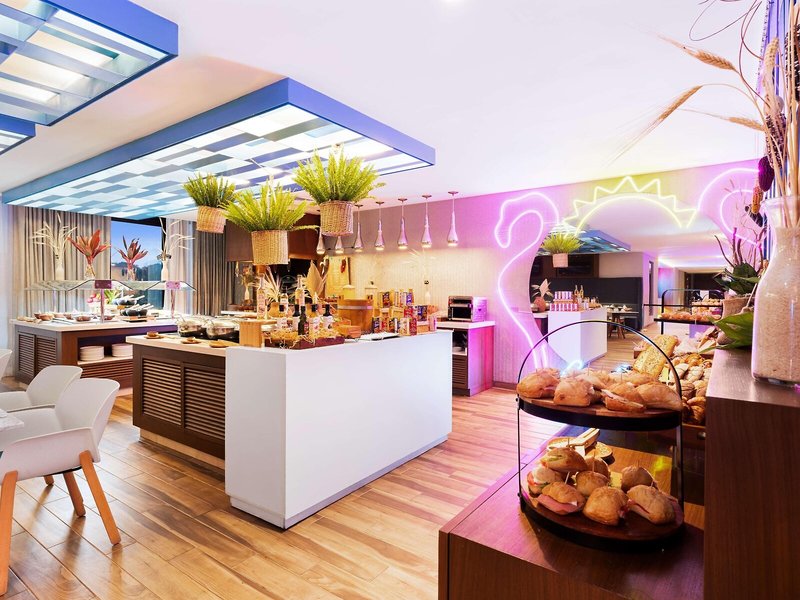 NH Cancun Airport 13