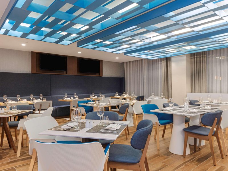 NH Cancun Airport 17