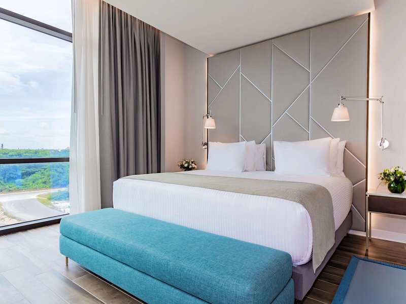 NH Cancun Airport 35