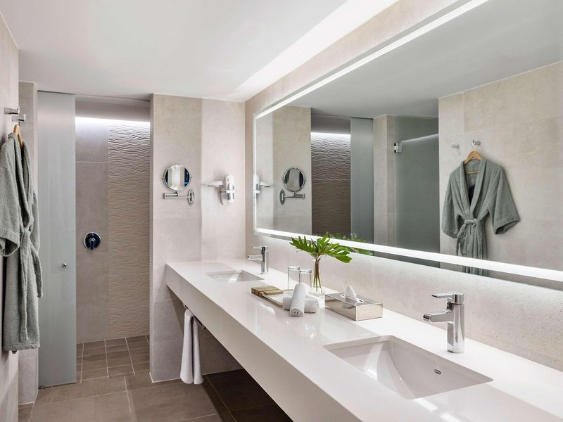 NH Cancun Airport 47