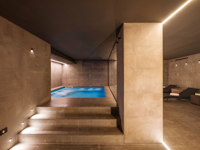 La Suite Hotel 9