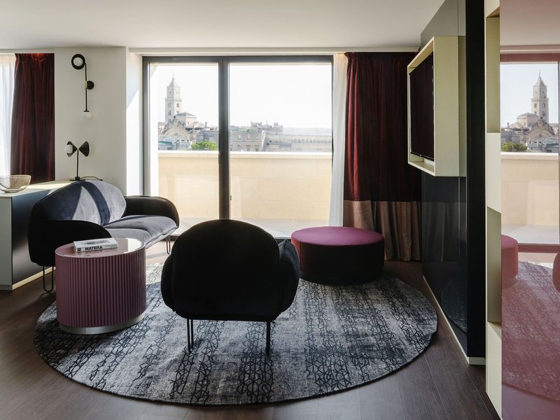 La Suite Hotel 13