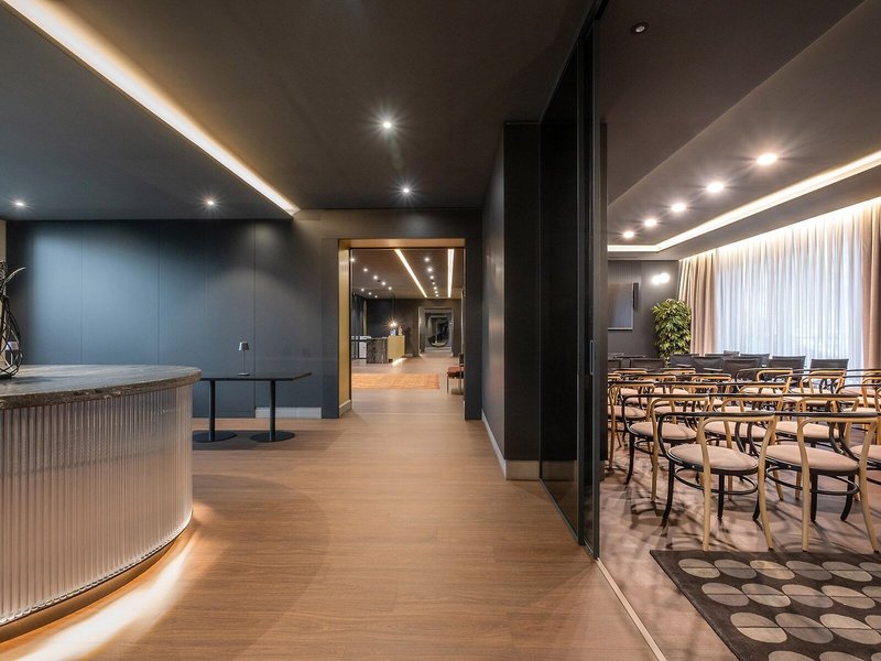 La Suite Hotel 14