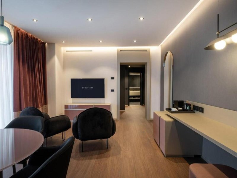 La Suite Hotel 22