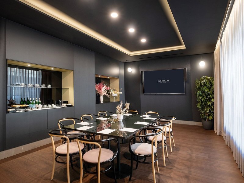 La Suite Hotel 25
