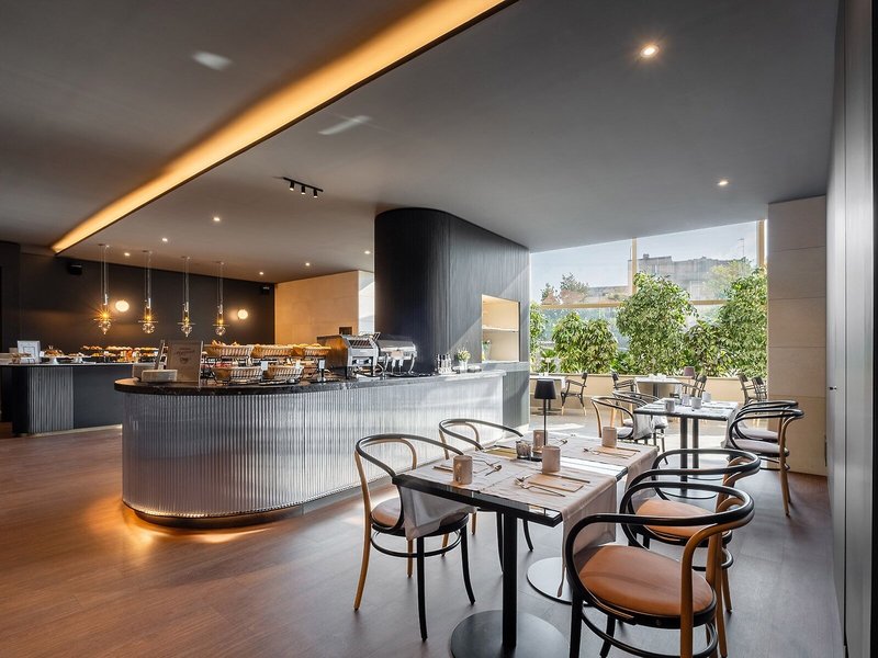 La Suite Hotel 26