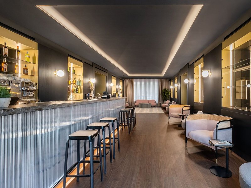 La Suite Hotel 27