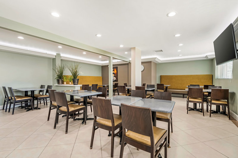 Best Western Plus LA Mid Town Hotel 13