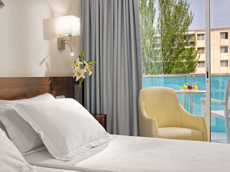 H10 Delfin - Erwachsenenhotel 3 - Room Example