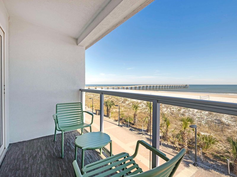 Best Western Oceanfront 9