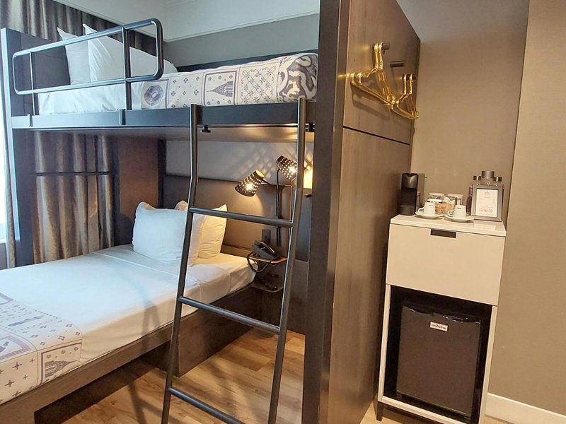 Pestana Park Avenue 13