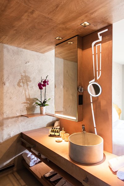 Pilot Amphora Boutique Hotel 47