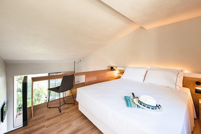 Pilot Amphora Boutique Hotel 56