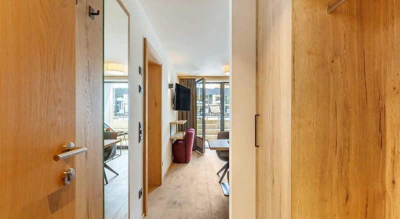 Emma Deluxe Aparthotel