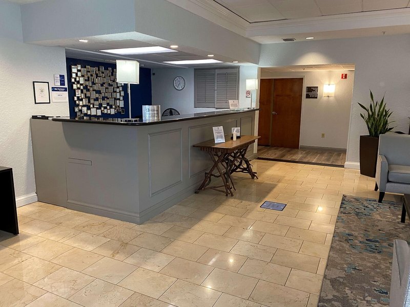 Best Western Tampa 8