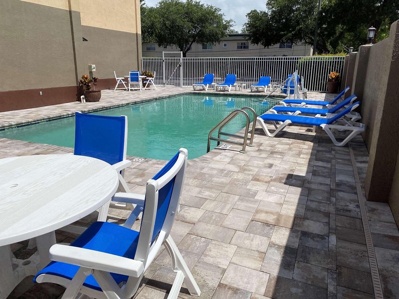 Best Western Tampa 17