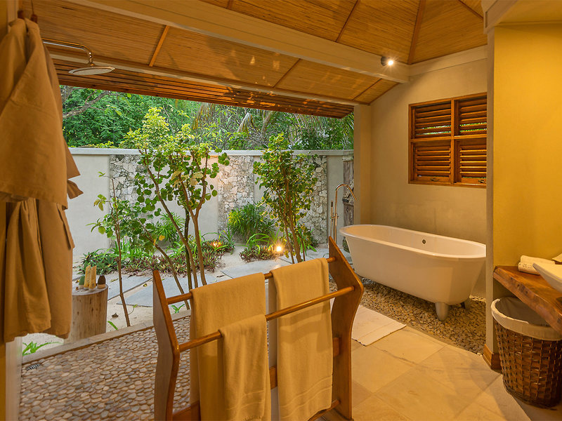 Denis Private Island 11