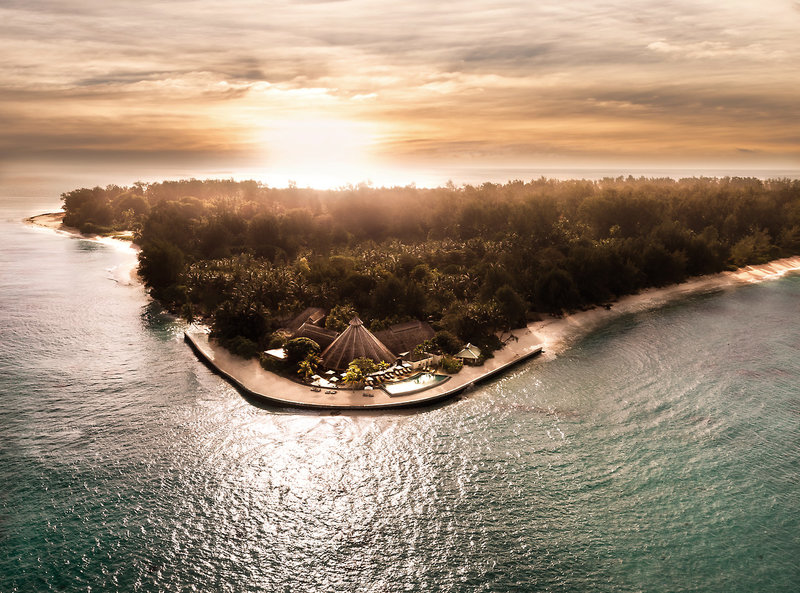 Denis Private Island 12