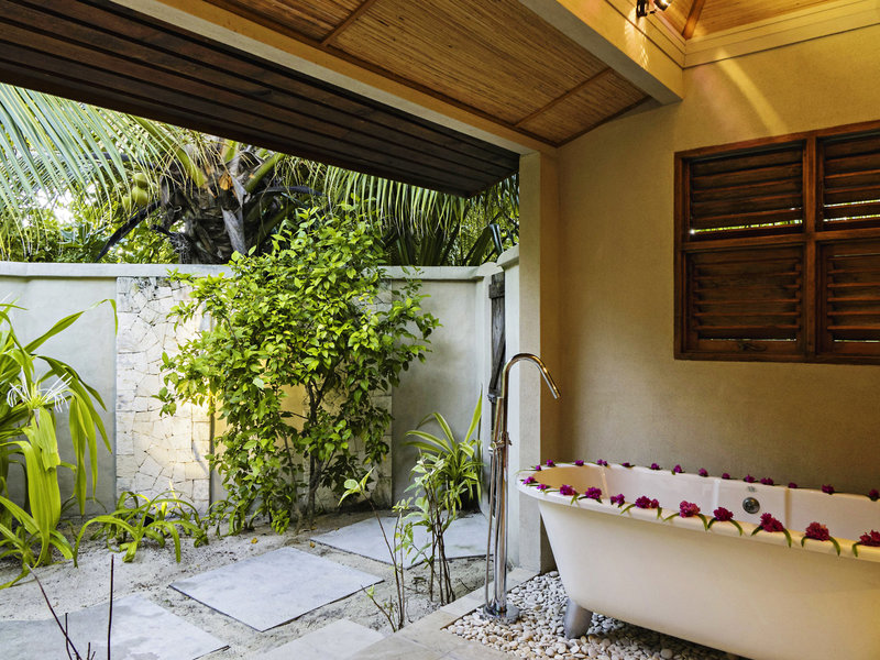 Denis Private Island 32