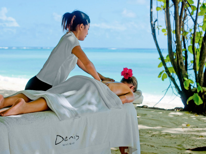 Denis Private Island 16