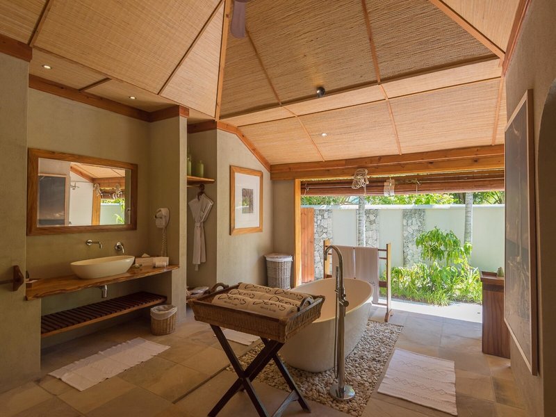 Denis Private Island 31