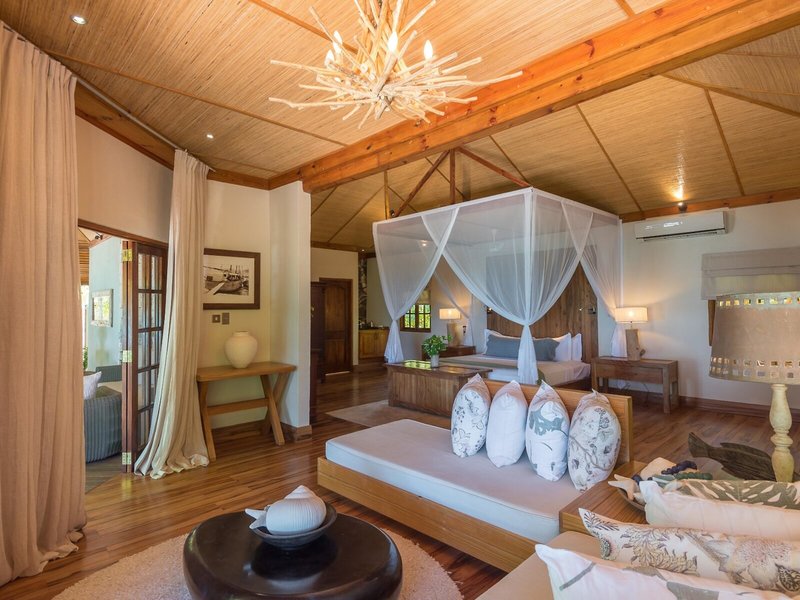 Denis Private Island 32