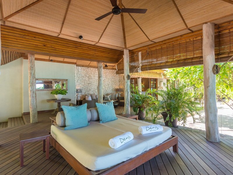 Denis Private Island 34