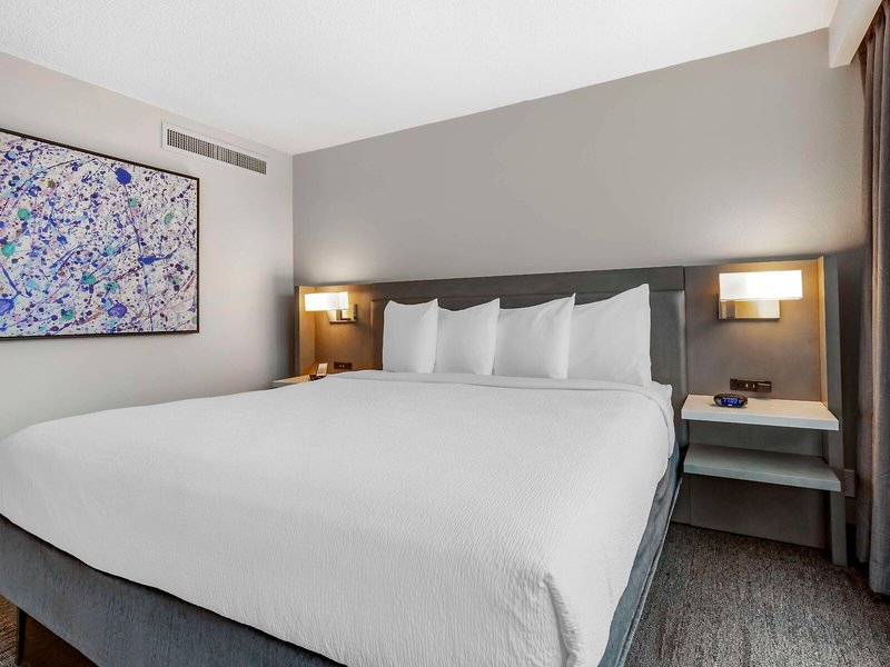 Best Western Plus Rockville Hotel & Suites 39