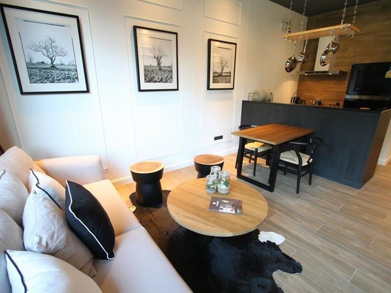 Saturdays Residence By Brown Starling 19