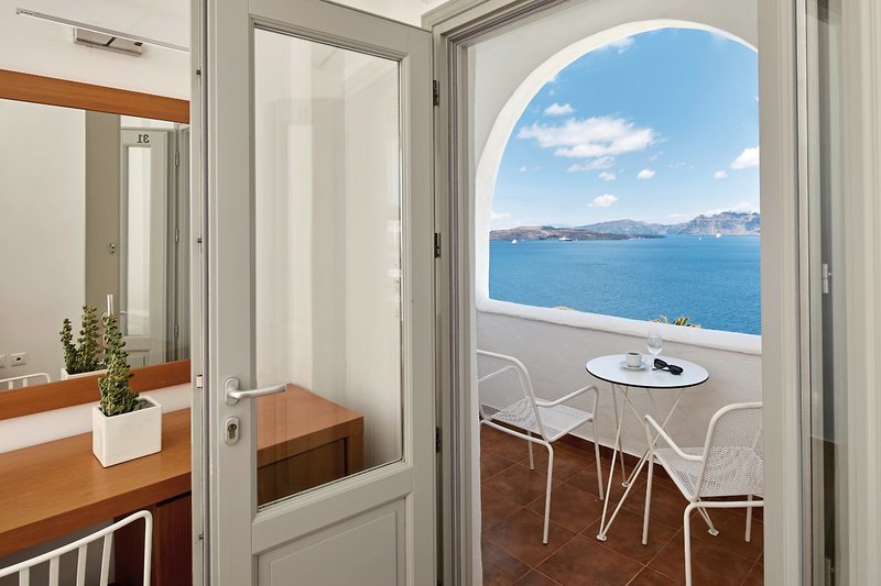 Santorini View Hotel by Highlight 5