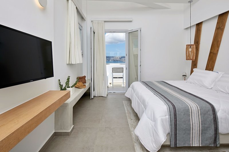 Santorini View Hotel by Highlight 13