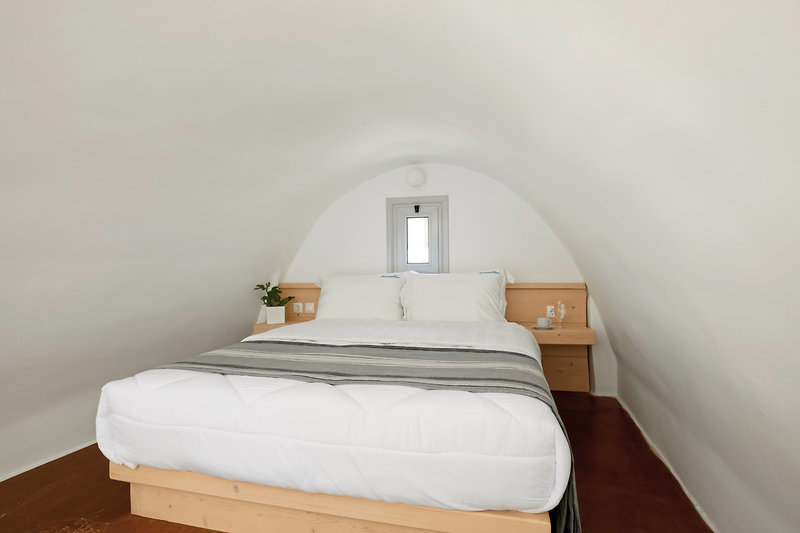 Santorini View Hotel by Highlight 30