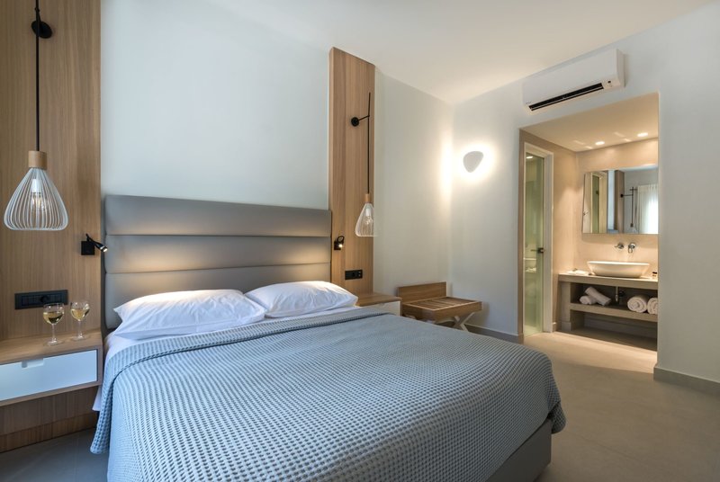 Strogili Hotel 12