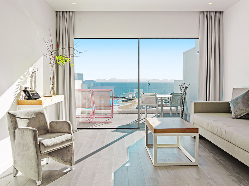 La Cala Suites Hotel 3