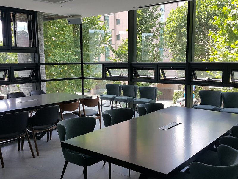 Orakai Daehakro Hotel 14