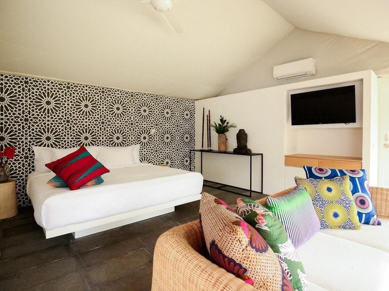 Origin Uluwatu 36