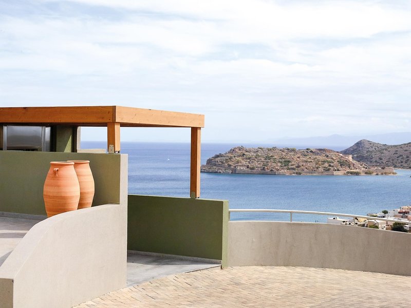 Cayo Exclusive Resort & Spa 12